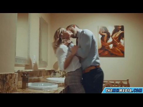 ❤️ Cum busty flava seducit in latrinae publicae at la.marketapp.top